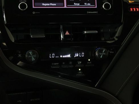 Used 2023 Toyota Camry SE w/ Convenience Package FWD image 39