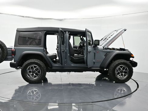 New 2026 Jeep Wrangler Unlimited Rubicon w/ Technology Group AWD/4WD image 46