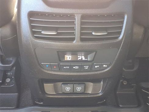 Used 2020 Acura MDX FWD image 11