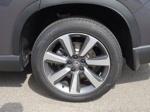 Used 2025 Honda Pilot Elite image 27