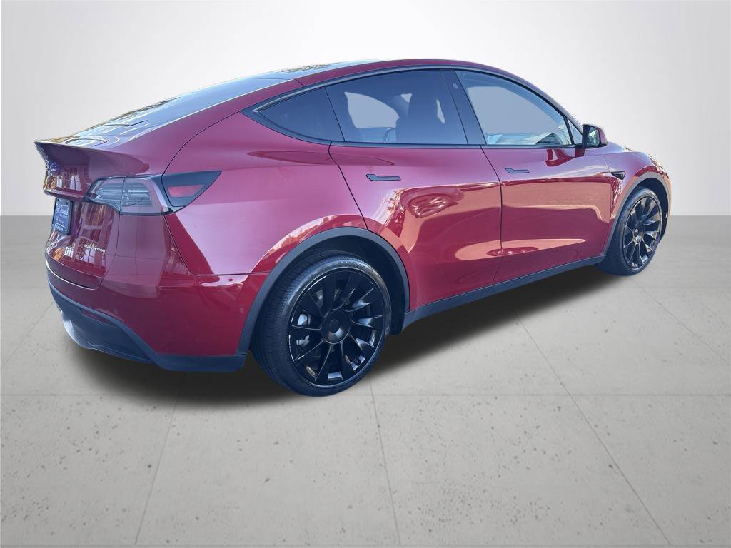 Used 2022 Tesla Model Y Long Range AWD/4WD image 7
