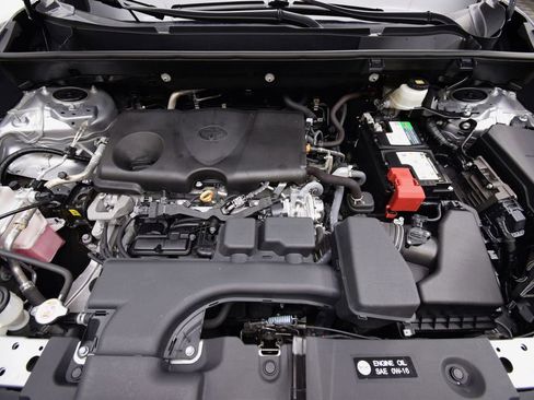 Used 2024 Toyota RAV4 LE image 27