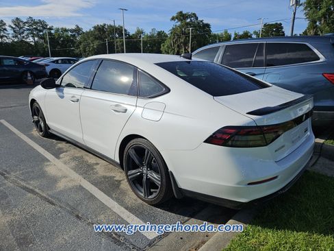 Used 2024 Honda Accord Sport image 10