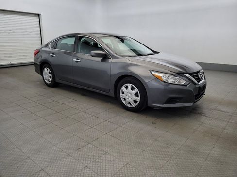 Used 2017 Nissan Altima 2.5 S w/ Power Driver Seat Package FWD image 11
