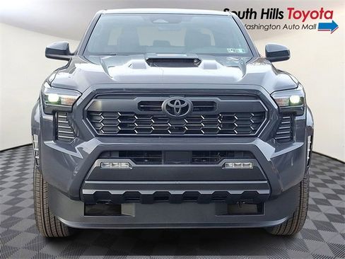 New 2025 Toyota Tacoma TRD Sport image 2