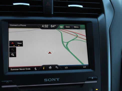 Used 2014 Ford Fusion Titanium image 33