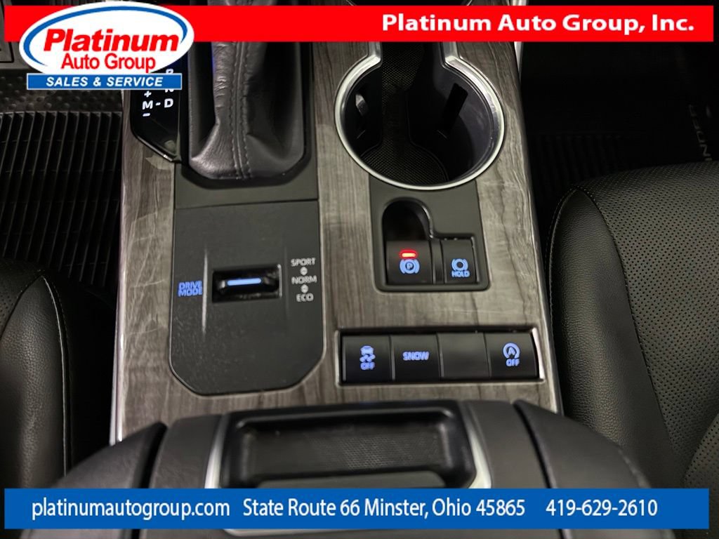 Used 2020 Toyota Highlander Limited FWD image 22