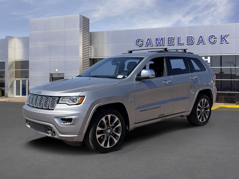 Used 2017 Jeep Grand Cherokee Overland RWD image 34