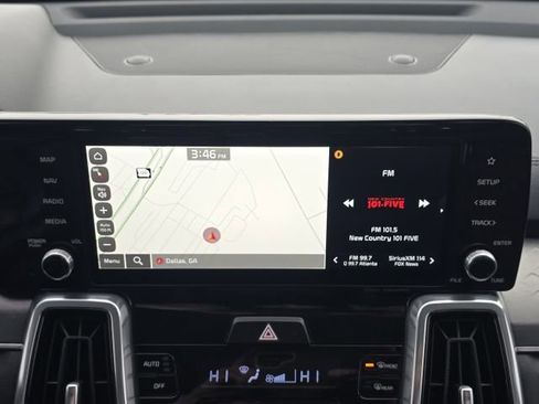 Used 2023 Kia Sorento SX image 34