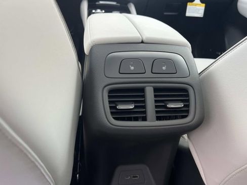 New 2026 Buick Envision Avenir AWD/4WD image 13