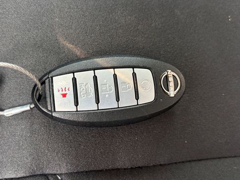 Used 2025 Nissan Altima 2.5 SV image 21