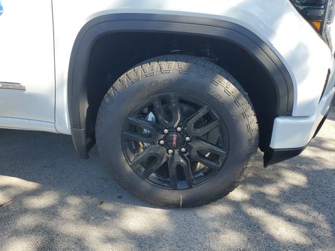 New 2026 GMC Sierra 1500 Elevation w/ Elevation Premium Package image 4