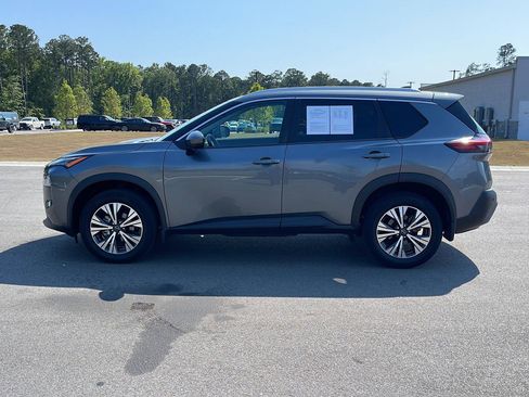 Used 2023 Nissan Rogue SV w/ SV Premium B Package FWD image 4