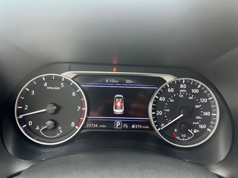 Used 2025 Nissan Sentra SV FWD image 39
