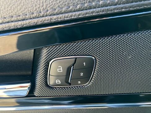 Used 2023 Lincoln Nautilus Reserve w/ Equipment Group 201A image 16