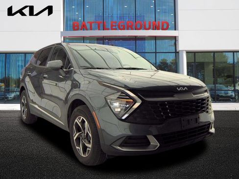 Certified 2024 Kia Sportage LX image 1