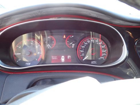 Used 2015 Dodge Dart SXT w/ Sun/Sound Group image 29