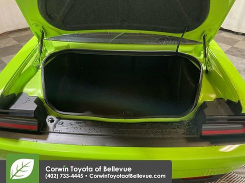 Used 2015 Dodge Challenger SRT Hellcat image 16