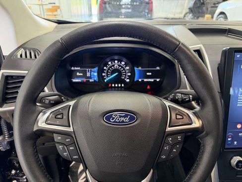 Used 2023 Ford Edge Titanium w/ Cargo Accessory Package AWD/4WD image 27