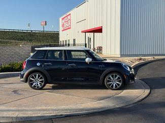 Used 2022 MINI Cooper S w/ Driver Assistance Package FWD video 2