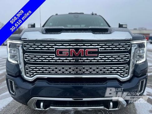 Used 2023 GMC Sierra 2500 Denali w/ Denali Ultimate Package image 9
