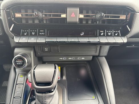 New 2026 Toyota Land Cruiser AWD/4WD image 27