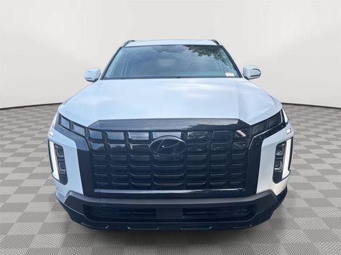 Used 2024 Hyundai Palisade XRT FWD image 3