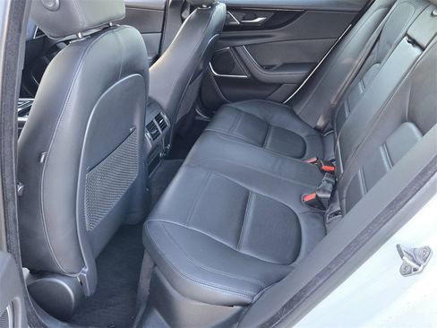 Used 2020 Jaguar XE S image 12