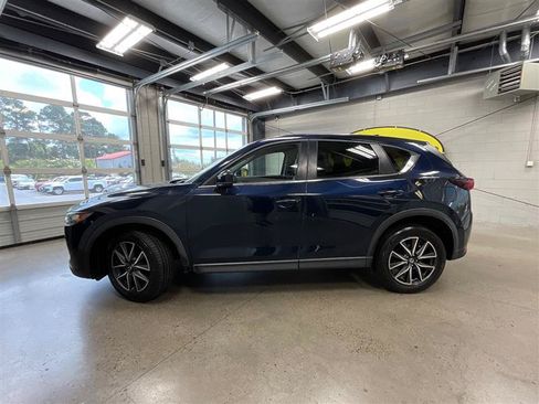 Used 2018 MAZDA CX-5 Touring AWD/4WD image 2