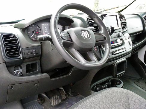 Used 2022 RAM ProMaster 2500 FWD image 18