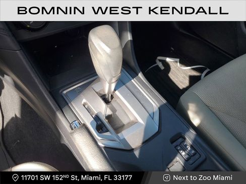 Used 2018 Subaru Impreza 2.0i Premium image 26