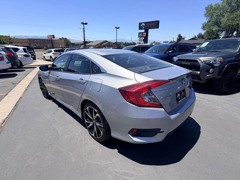 Used 2020 Honda Civic Sport image 6