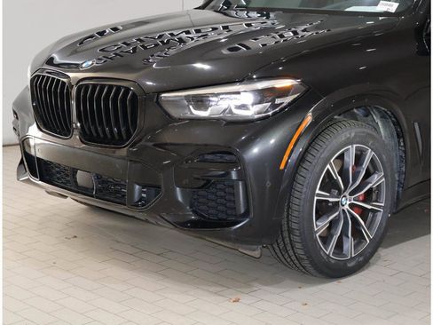 Certified 2022 BMW X5 xDrive40i w/ M Sport Package AWD/4WD image 2