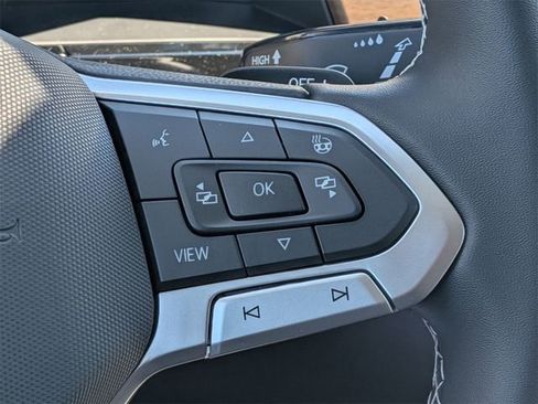 New 2026 Volkswagen Atlas SE image 22