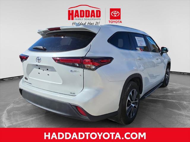 Certified 2026 Toyota Highlander XLE AWD/4WD image 6