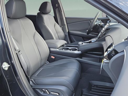 New 2025 Acura RDX SH-AWD image 17