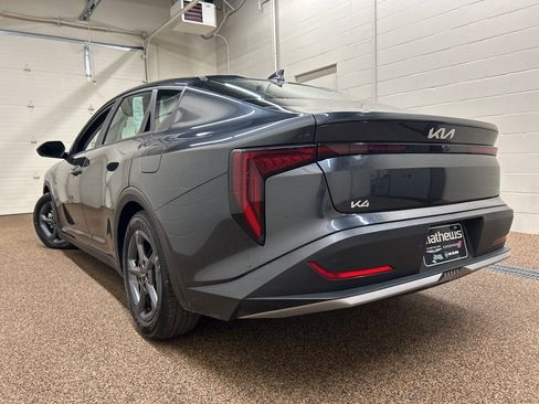 Used 2025 Kia K4 LXS image 4