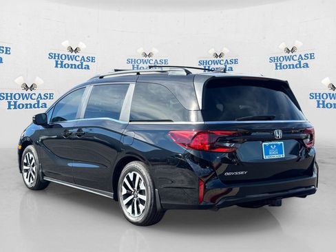 New 2026 Honda Odyssey EX-L image 3