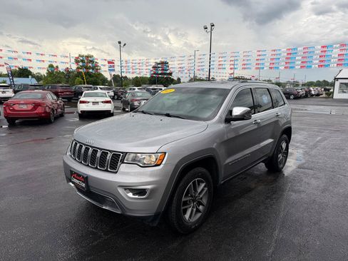 Used 2021 Jeep Grand Cherokee Limited AWD/4WD image 9