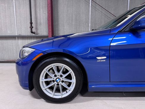 Used 2010 BMW 328i xDrive Wagon AWD/4WD image 9