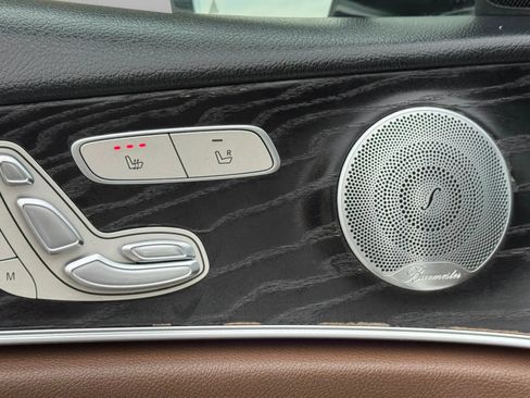 Used 2017 Mercedes-Benz E 300 4MATIC image 11