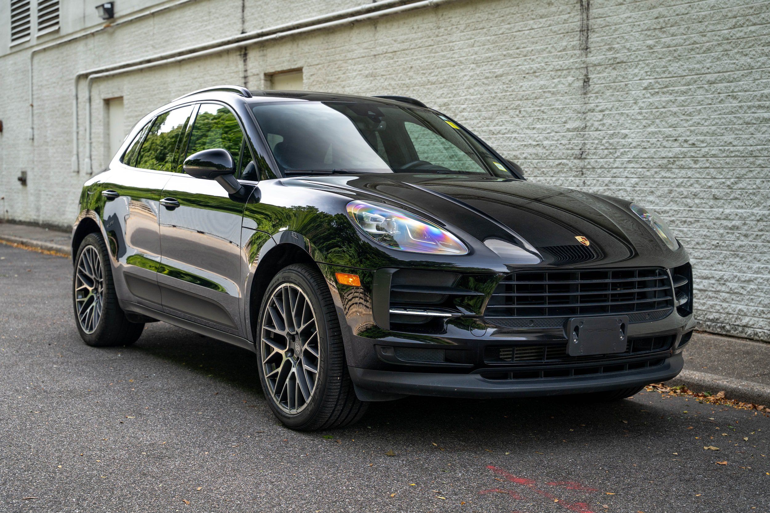 Used 2020 Porsche Macan AWD/4WD image 9
