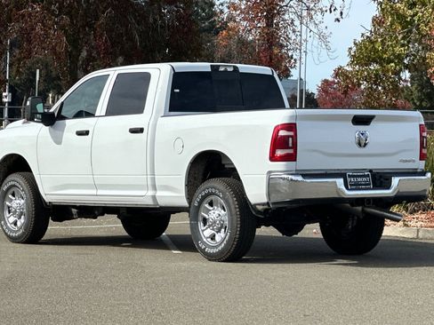 New 2024 RAM 2500 Tradesman w/ Towing Technology Group image 5