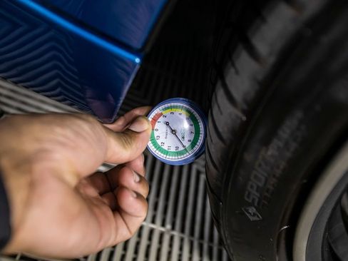 Used 2018 BMW M2 image 43