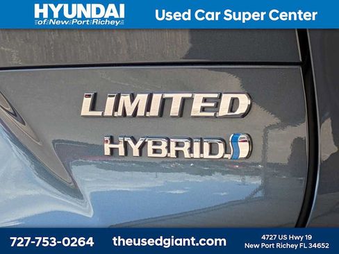 Used 2022 Toyota Venza Limited AWD/4WD image 15