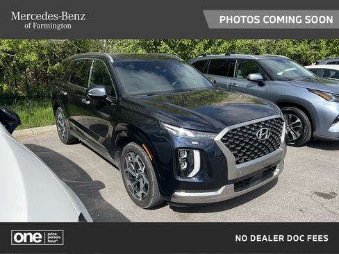 Used 2022 Hyundai Palisade Calligraphy w/ Winter Package image 1