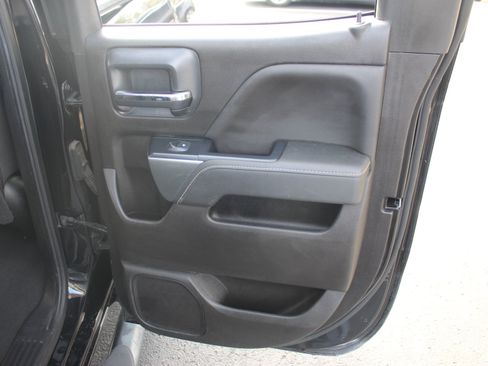 Used 2019 Chevrolet Silverado 1500 LT image 26