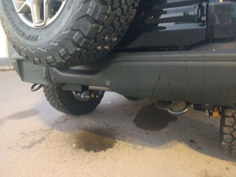 New 2025 Ford Bronco Badlands image 14