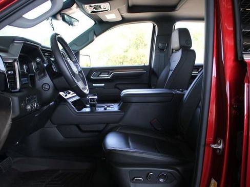 Certified 2024 GMC Sierra 1500 Denali image 9