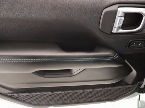 Used 2024 Jeep Wrangler Unlimited Rubicon 4xe image 16